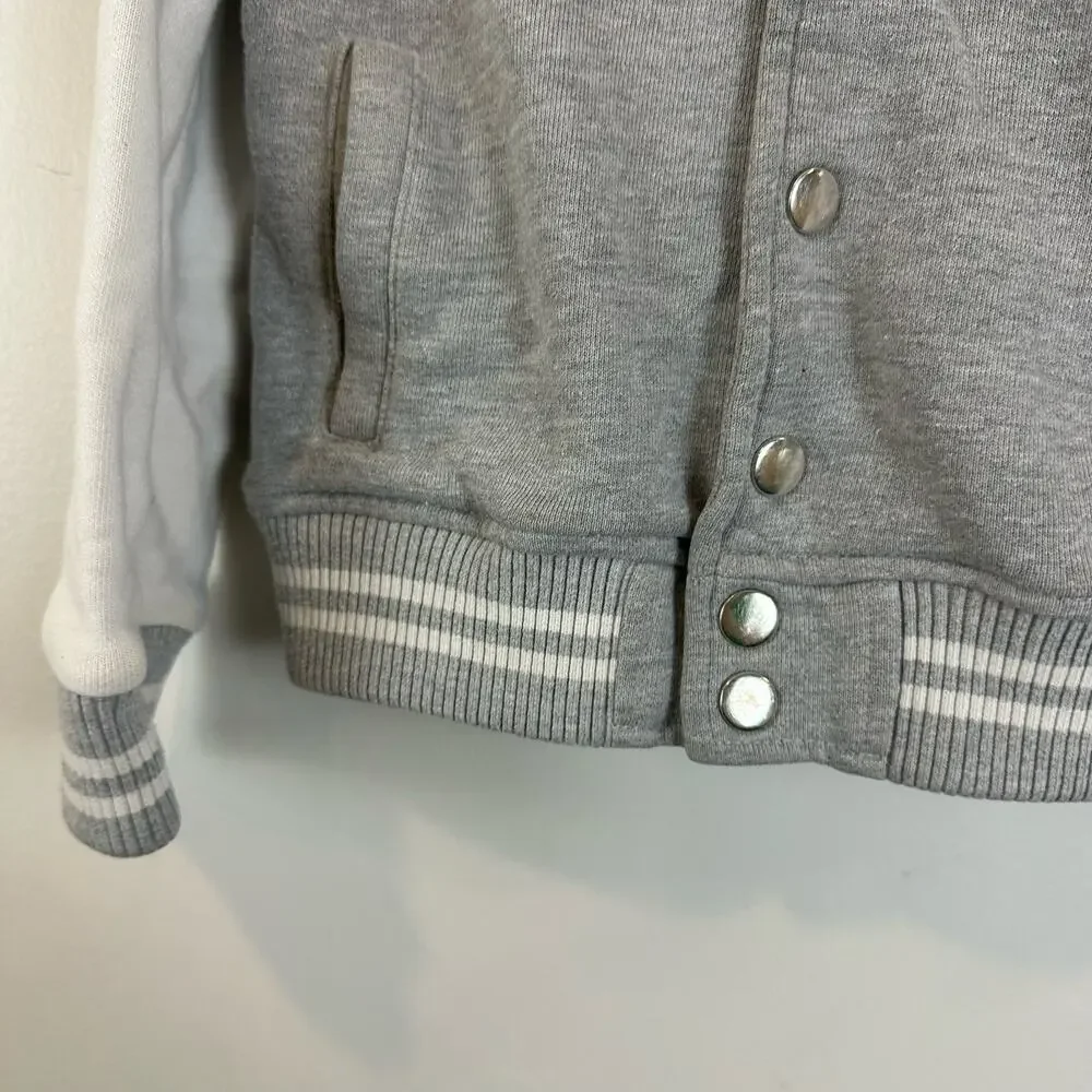 Barque Boys Sweatshirt Cardigan Jacket Varsity Gray White Snap Buttons 5 5T